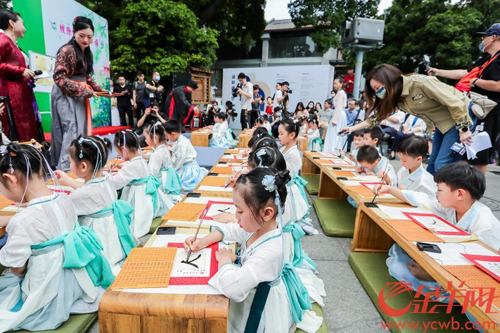 活動現場.jpg